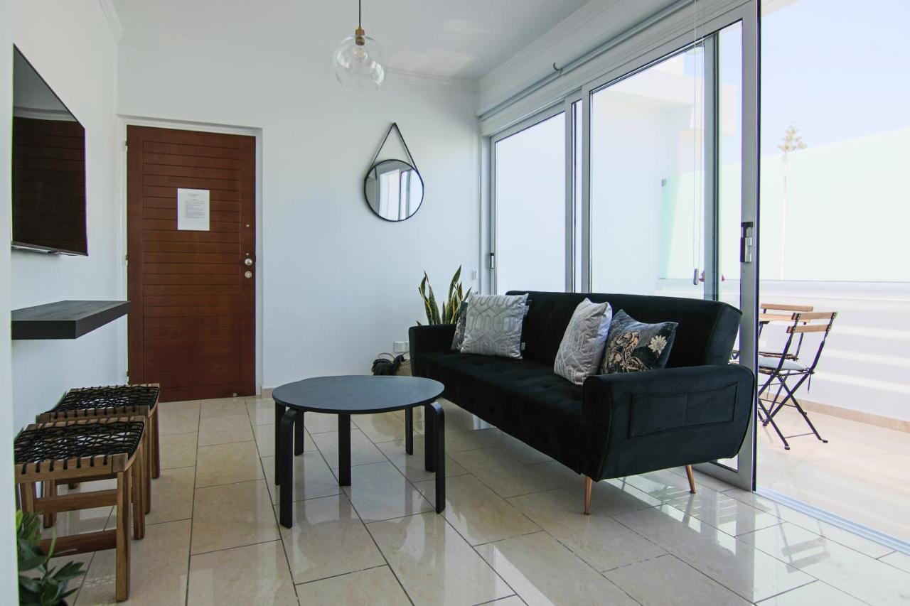 Phaedrus Living: Seaside Luxury Flat Lighthouse 62 Appartement Paphos Buitenkant foto